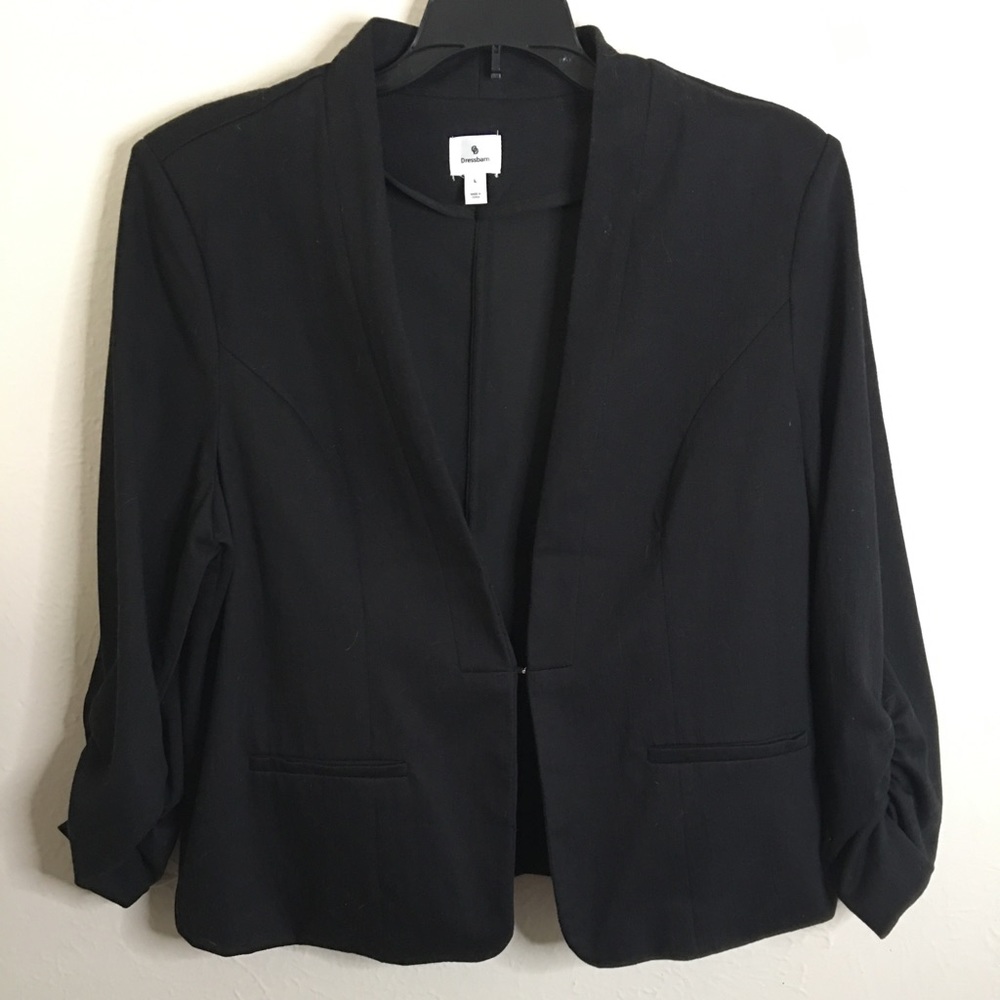NWOT🎉 Essential Black Blazer Sz L